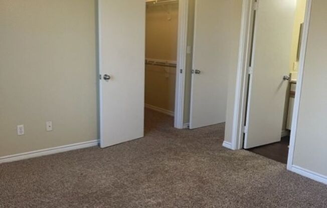 2 beds, 2 baths, 936 sqft, $1,019