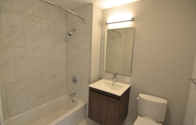 2 beds, 1 bath, 962 sqft, $4,765, Unit 322