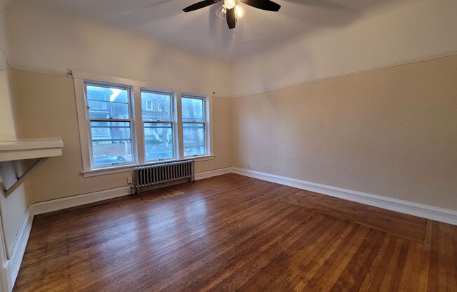 Studio, 1 bath, $850, Unit 6