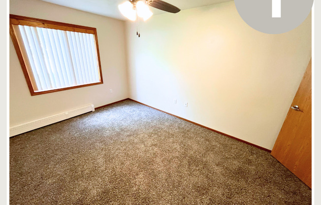 2 beds, 1 bath, 780 sqft, $750, Unit 9