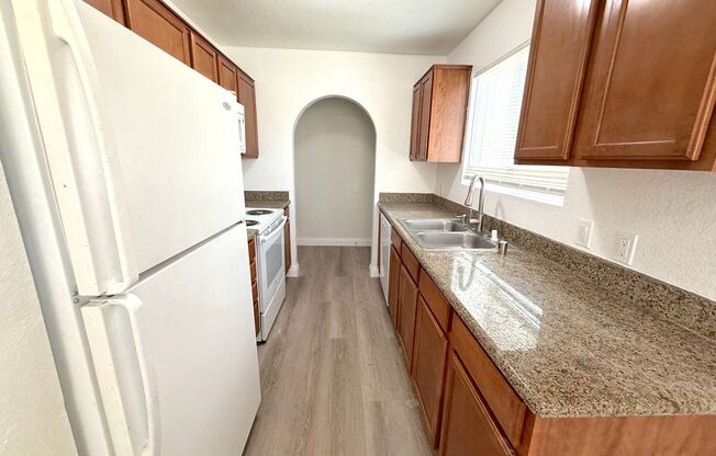 SPACIOUS 2BED/2BATH CONDO * SECOND FLOOR UNIT*