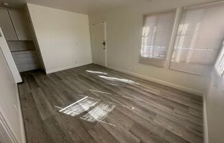 1 bed, 1 bath, 757 sqft, $1,750, Unit 1945 1/2