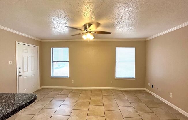 1 bed, 1 bath, 448 sqft, $1,100, Unit 134