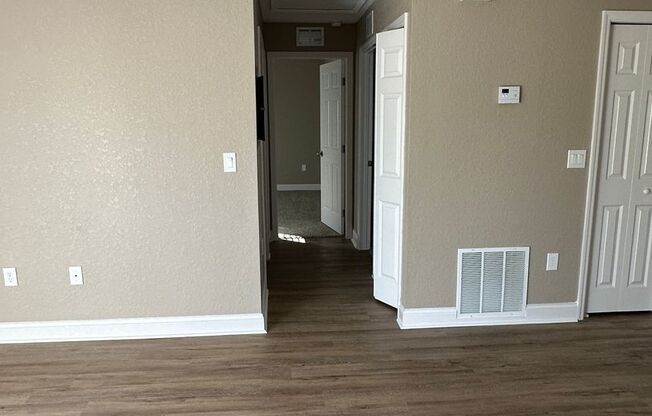 2 beds, 2 baths, $1,500, Unit APT B