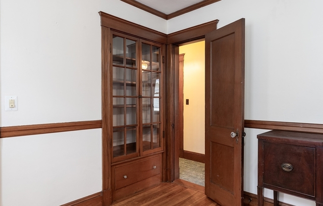 3 beds, 1 bath, 1,182 sqft, $2,800, Unit 1