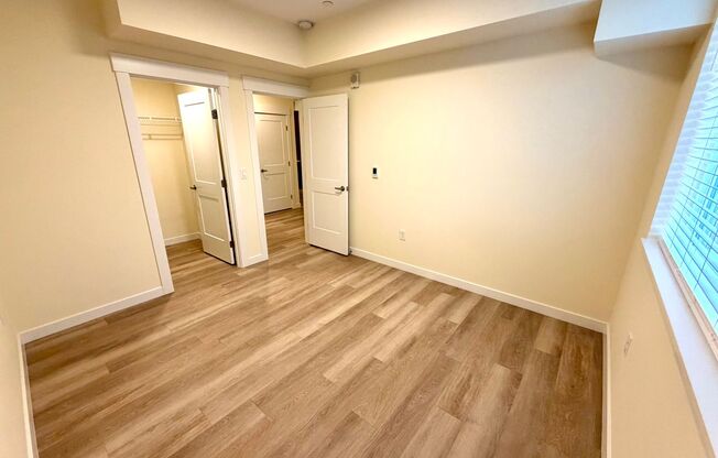 2 beds, 1 bath, $1,910, Unit F207