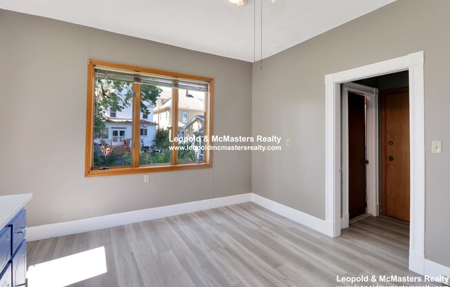 300 PLEASANT ST