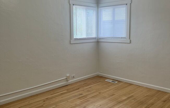 3 beds, 1 bath, $1,750