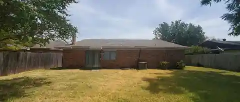1618 MERIDIAN WAY
