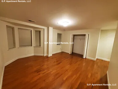 120 WYLLIS ST