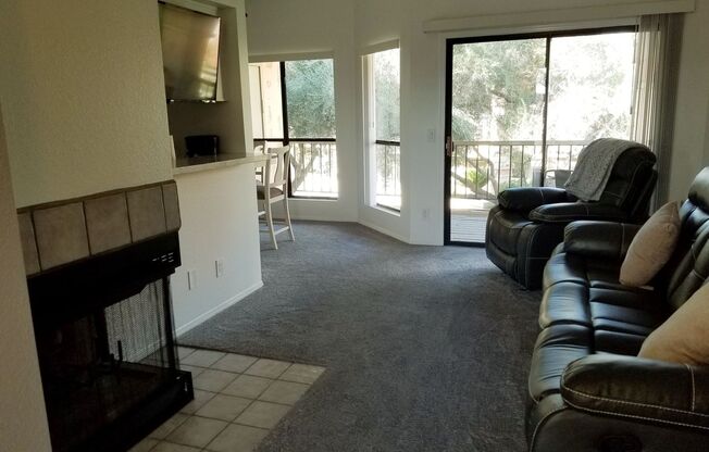 Cozy 1-Bedroom, 1-Bath Condo – 2nd Floor at Scottsdale Racquet Club