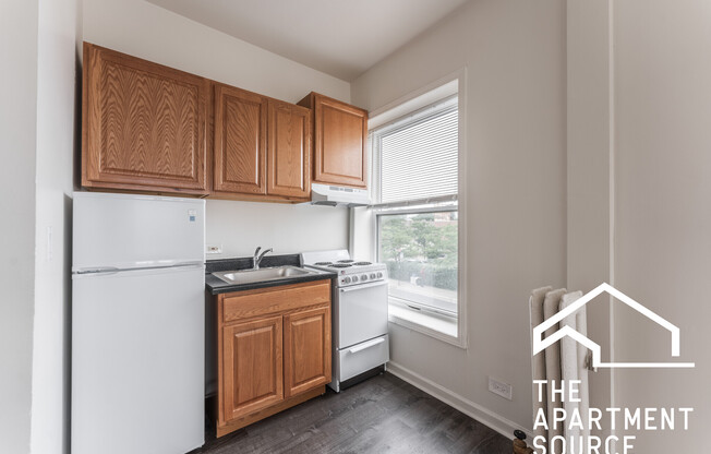 3957 W. Irving Park