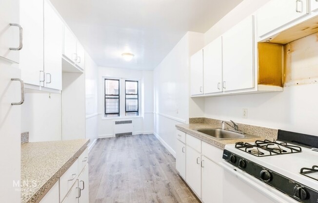 1 bed, 1 bath, $1,950, Unit 4-B