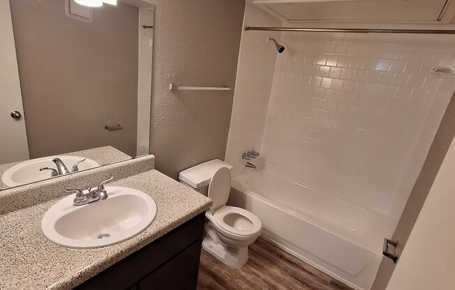 1 bed, 1 bath, 730 sqft, $1,031, Unit 2112