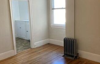 Studio, 1 bath, 400 sqft, $1,795, Unit 63