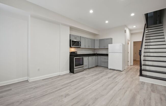 Large Home - Temple University - SECTION 8 ONLY
