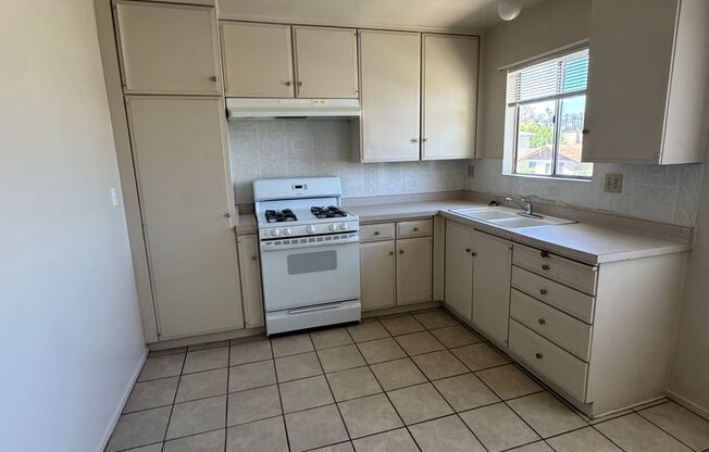 25230 La Mar Rd.