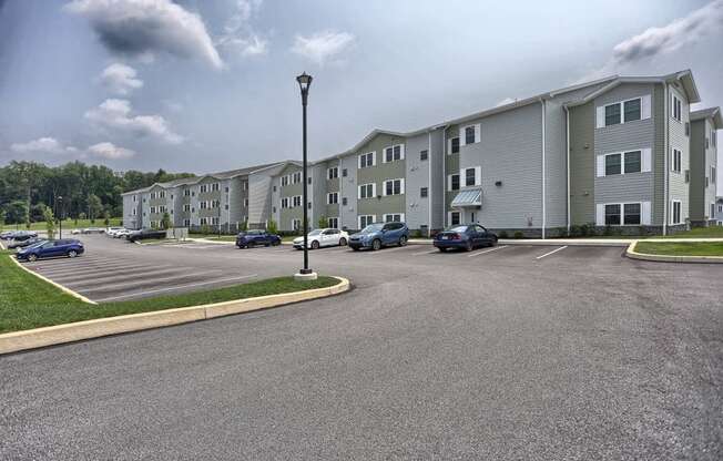 Oakwood Hills Mechanicsburg Apartments