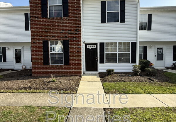 3437 CLOVER MDWS DR