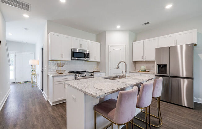 25 BELLEAU WOODS CIR