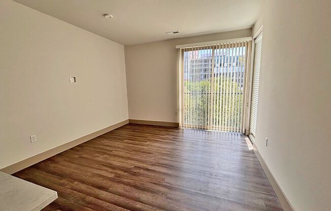 1 bed, 1 bath, 615 sqft, $1,475, Unit 3250-210