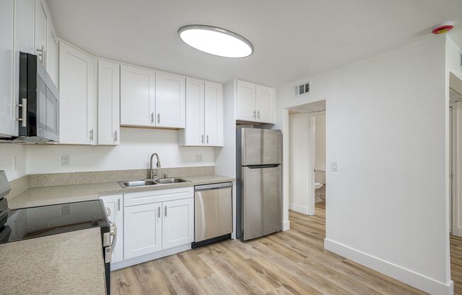 1 bed, 1 bath, 640 sqft, $1,995, Unit #18 - 1X1 640 SQ FT