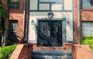 6851 Roswell Rd P-1