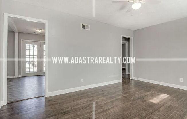 Beautiful 3 Bed/1 Bath Home in KCMO/Raytown Schools-Available in MAY!!
