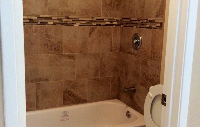 GORGEOUS 2 BEDROOM 1 BATH CONDO
