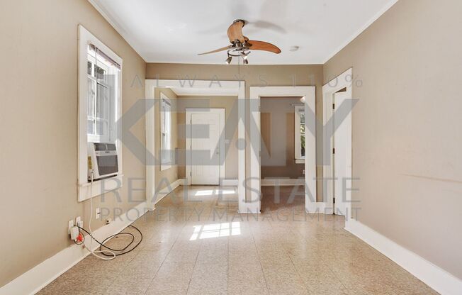 1 Bed, 1 Bath Cottage Near UL!