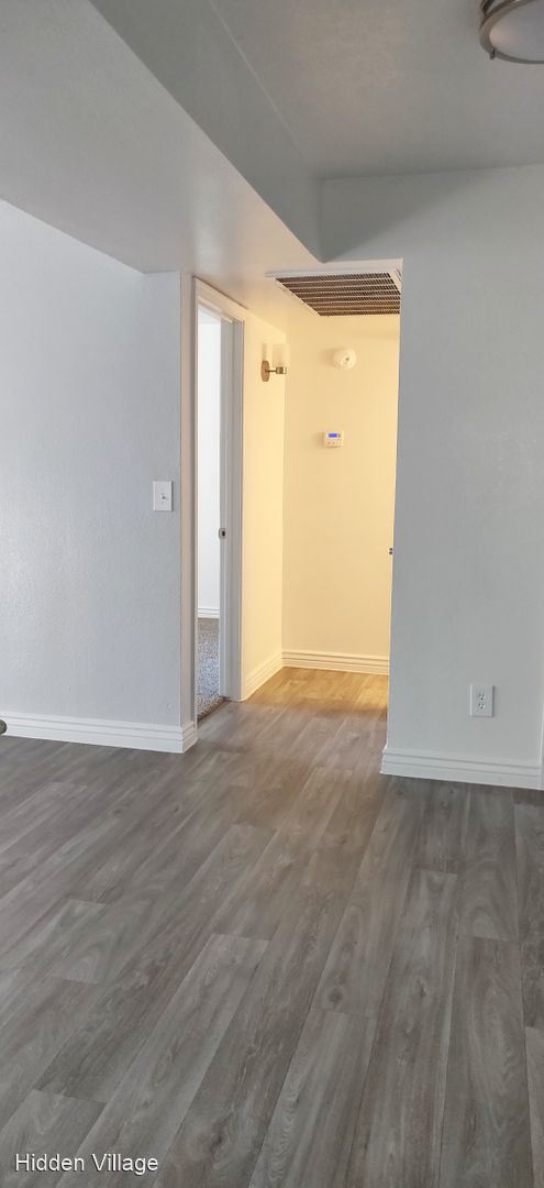 8605 N. 59th Ave