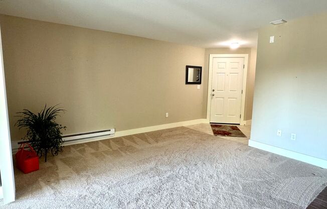 2 beds, 2 baths, $2,300