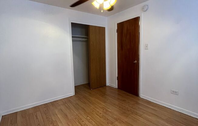 2 beds, 1 bath, $1,450, Unit 2951-GS