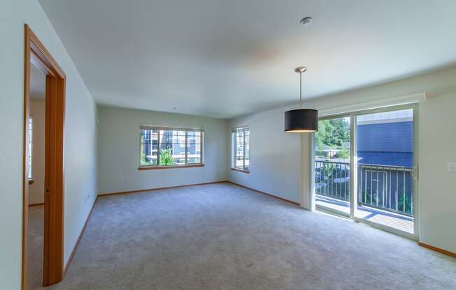 renwood-interior-living-room-into-porch