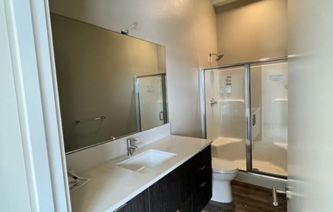 2 beds, 2 baths, $2,400