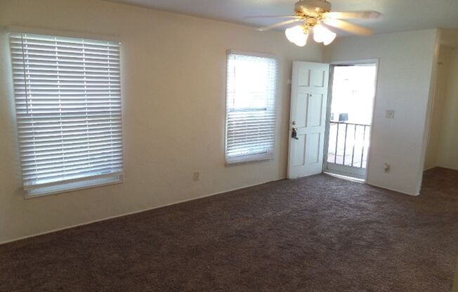 815 Elm Ave