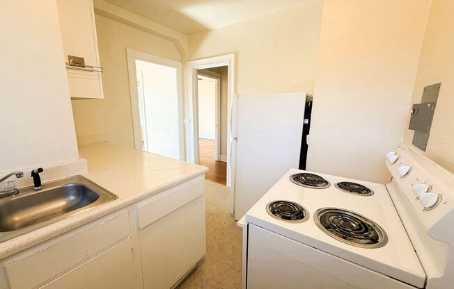 1 bed, 1 bath, 545 sqft, $1,325, Unit 204