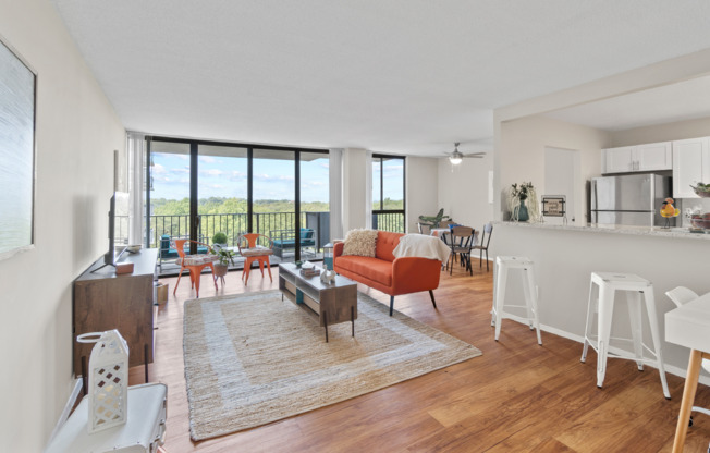 1 bed, 1 bath, 780 sqft, $2,339, Unit L13