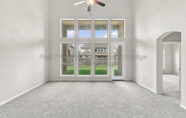 632 KICKAPOO CT