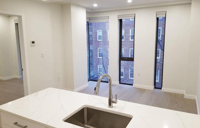 1 bed, 1 bath, 565 sqft, $3,154, Unit 4C