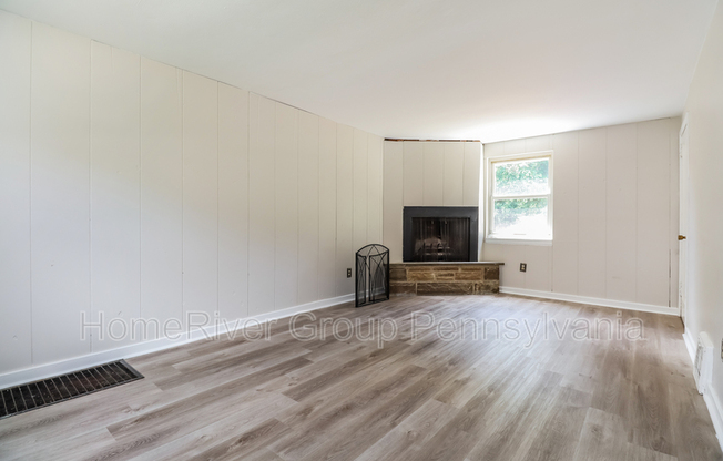 2914 BRENTWOOD AVE