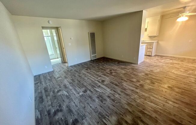 Dry Creek Apartments