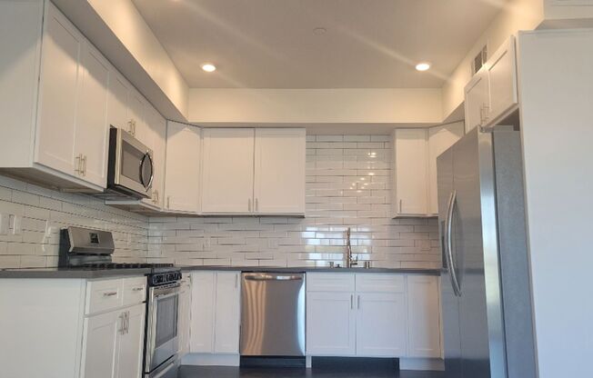 5758 Camellia Ave.