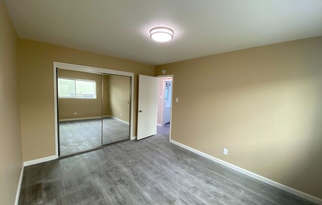 2 beds, 1 bath, 800 sqft, $2,395, Unit 204