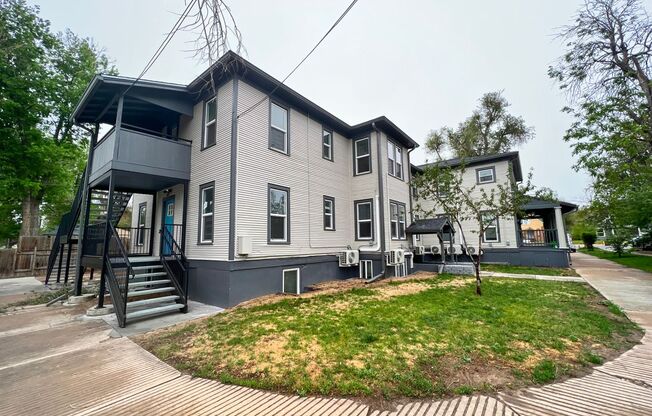 Studio, 1 bath, 400 sqft, $995, Unit 1213 - 21