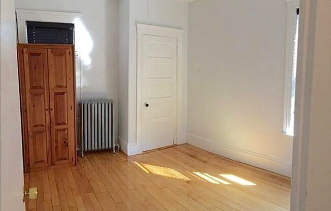 67 GREENLEAF AVE