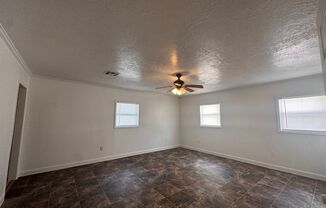 3 beds, 2 baths, $900