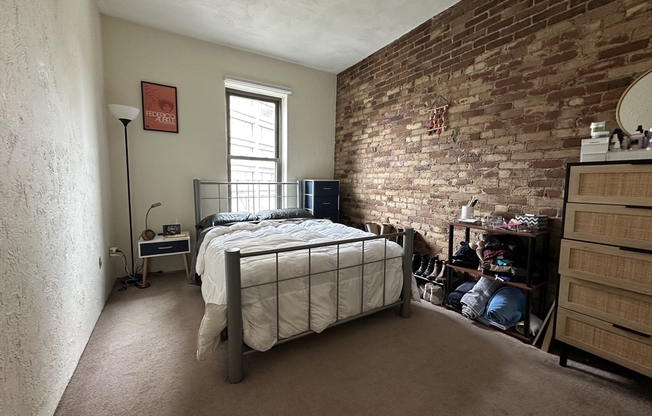 10 Westland Ave 1