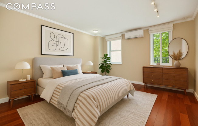 304 Bleecker St #2
