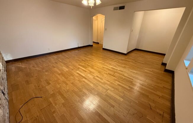 2550 Lake